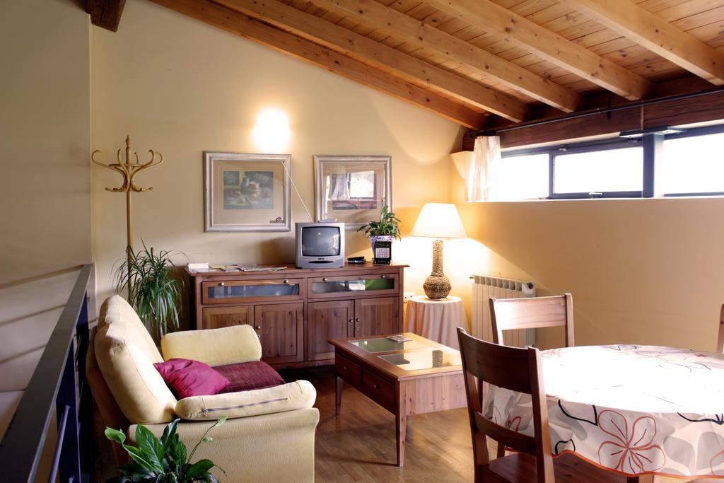 Albergue Turistico Via De La Plata Banos De Montemayor Εξωτερικό φωτογραφία